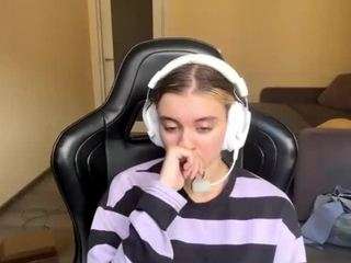 kelsienoggle