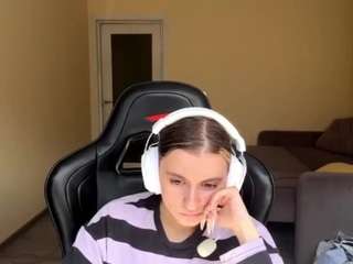 KelsieNoggle