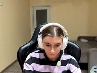 KelsieNoggle