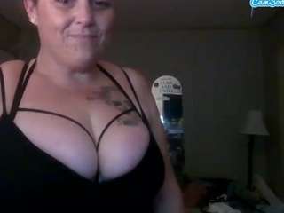lawnjraye69 live webcam show