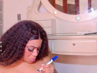 👄 CALL ME LOANA 👄