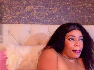 👄 CALL ME LOANA 👄