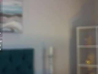 Live webcam model mellisalisa on Soda Cams