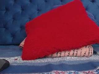 le modèle benjamingreyxxx est en webcam porno dans un show sur le site camsoda, il possède les tags suivants: american,colombia,tattoos,smoking,sexting,orgasm,no drinking,jerk off,hidden gay sex,gay jerk,gape,fetish,femboy,dildo,cockring,anal toys,cock rating,brutal,brown eyes,blowjob