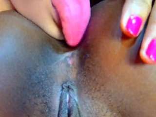 cinnamonmia68 webcam