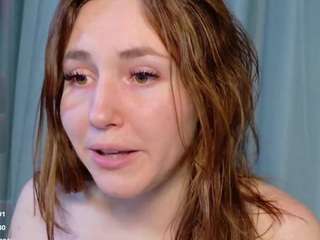 Live webcam model lunaxbaddie on Soda Cams