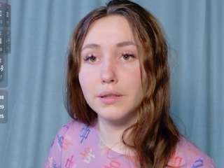 Live webcam model lunaxbaddie on Soda Cams