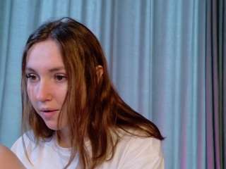 le modèle lunaxbaddie est en webcam porno dans un show sur le site camsoda, il possède les tags suivants: ahegao,pussy,anal,lovense,lush,naked,orgasm,public,sex toys,foot fetish,shaved pussy,spank,strip,striptease,tattoos,teen (18+),toys,gray eyes,handjob,fingers