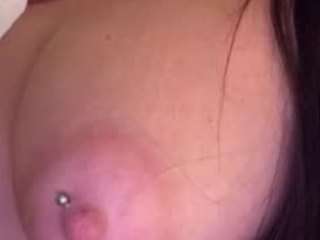 Live webcam model miracle-berry on Soda Cams