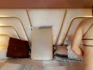 sexyhot-chick-02 webcam