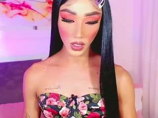 sexylittledoll01 webcam model