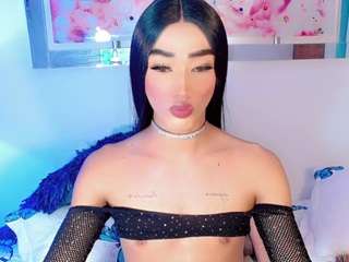 sexylittledoll01