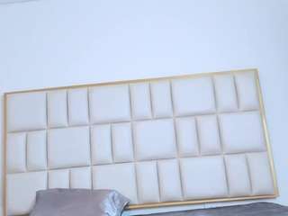 abigail-johnson live cam profile