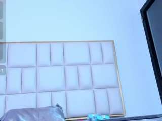 le modèle abigail-johnson est en webcam porno dans un show sur le site camsoda, il possède les tags suivants: ahegao,spank,nature,no smoking,public,role play,sex toys,sexy,skinny,squirter,naked,strip,striptease,tattoos,teen 18,toys,twerk,wet,young adult,natural