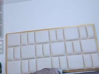 abigail-johnson live cam profile