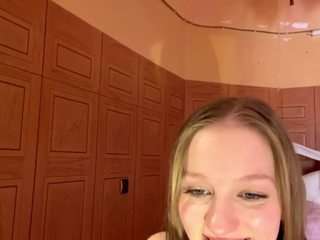 tanishamehdi Live Webcam on CamSoda