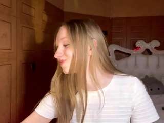 tanishamehdi Live Webcam on CamSoda