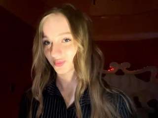 tanishamehdi's CamSoda show and profile