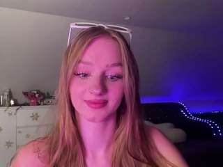 tanishamehdi Live Webcam on CamSoda