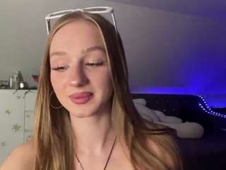 Annie live webcam show