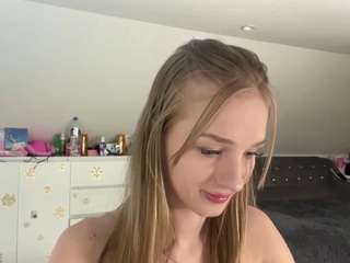 Annie live cam preview