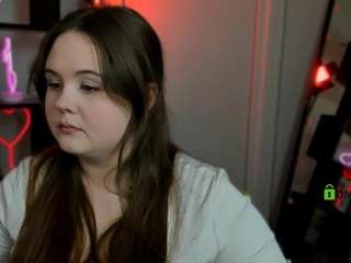 grace-more's CamSoda show and profile