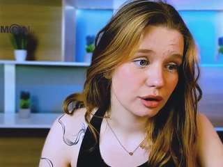 grace-more live cam profile