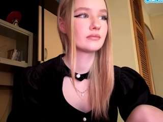 Live webcam model kristaprehn on Soda Cams