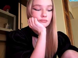 Live webcam model kristaprehn on Soda Cams