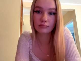 Live webcam model kristaprehn on Soda Cams