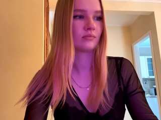 Live webcam model kristaprehn on Soda Cams