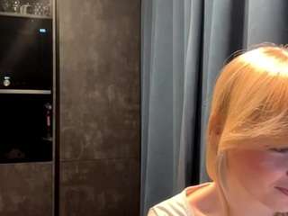 kristaprehn Live Webcam on CamSoda