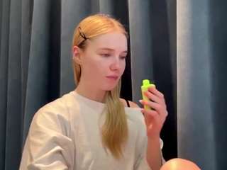 kristaprehn live webcam show