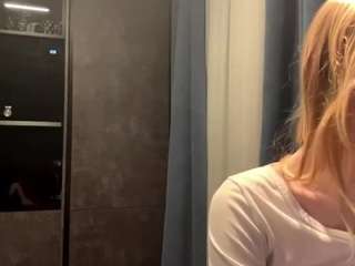 Kristie live webcam show