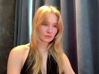 Kristie live webcam show
