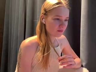 Kristie live webcam show