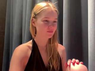 Kristie live webcam show
