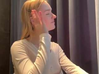 Kristie live webcam show