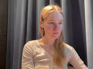 Kristie live webcam show