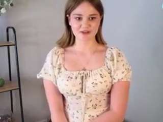 liana-bert Live Webcam on CamSoda