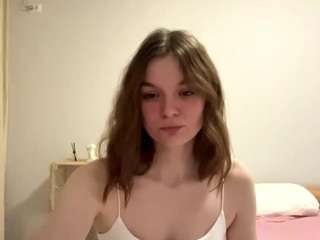 Live webcam model sashasyphard on Soda Cams