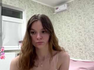 MillaSyphard live cam preview