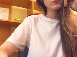 Live webcam model verliehamar on Soda Cams