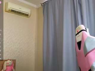 le modèle adelina-cowell est en webcam porno dans un show sur le site camsoda, il possède les tags suivants: anal,pussy,lingerie,lush,naked,natural,nature,normal,orgasm,public,sex toys,full nudity,sexy,shaved pussy,smoking,spank,squirter,strip,striptease,tattoos
