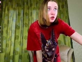 adelina-cowell