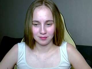Live webcam model christimonterro on Soda Cams