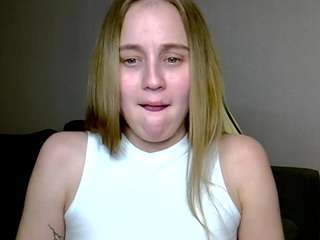 Live webcam model christimonterro on Soda Cams