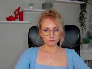 cinderellamoon live cam profile