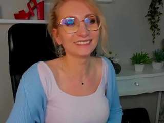 cinderellamoon live cam profile