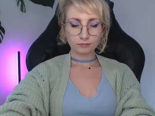 cinderellamoon Live Webcam on CamSoda